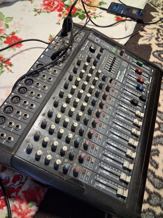 Mixer Activ Work Kronus, și boxe the box