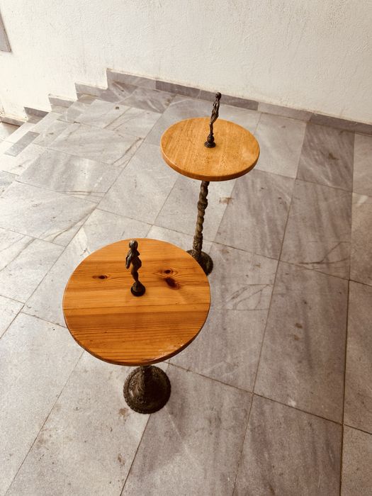 Италиански бронзови помощни масички / педестали – масивно дърво (чифт)