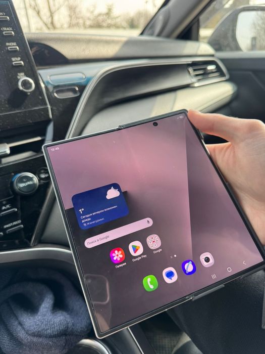 Продам Samsung Galaxy Z Fold 7