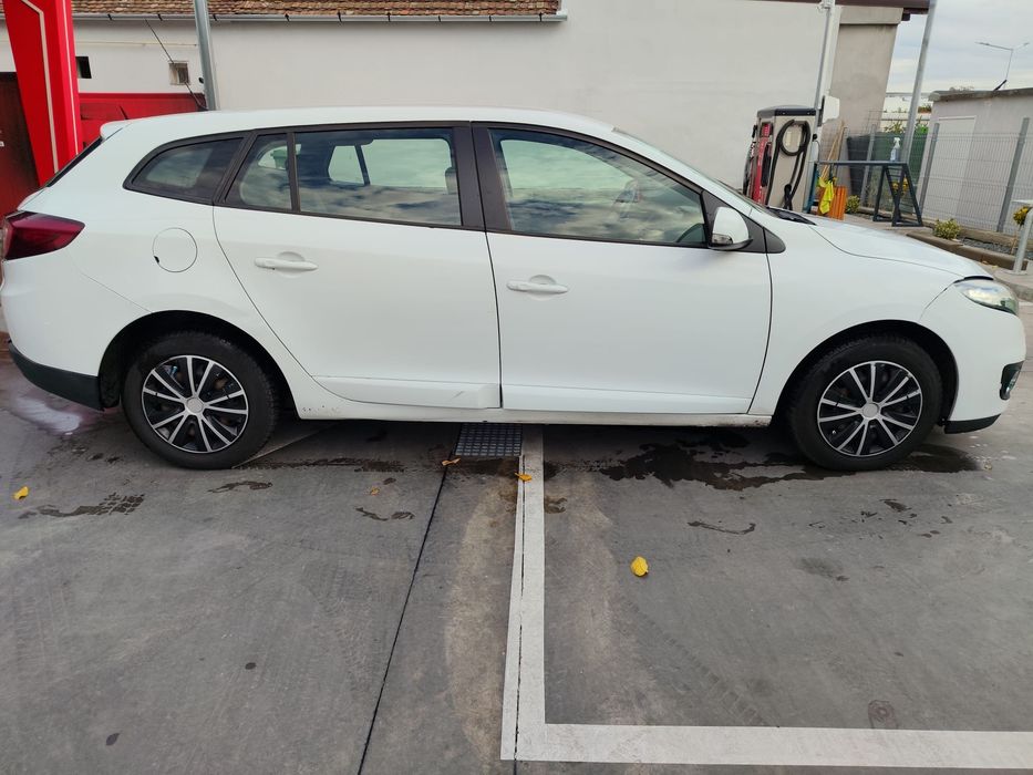 RENAULT Megane 2014 — imagine 2