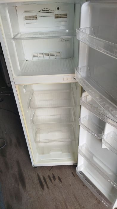 Холодильник полностью рабочий