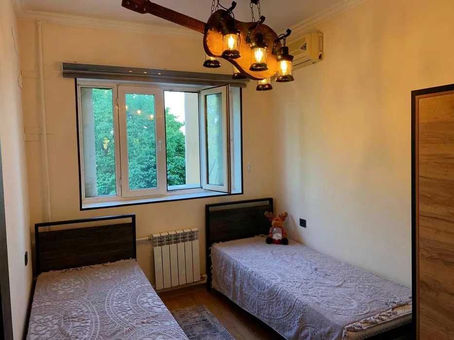 Ойбек метро 3 комнат Аренда Мирабад цум Тараса шевченко ЧИСТАЯ