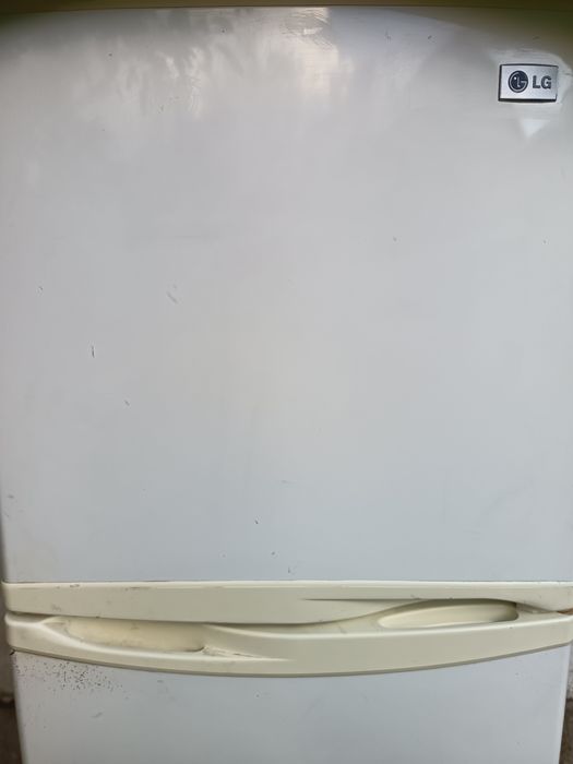 Продам холодильник LG