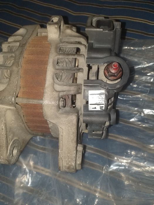 Генератор на Хендай Элантра MD 2013 года