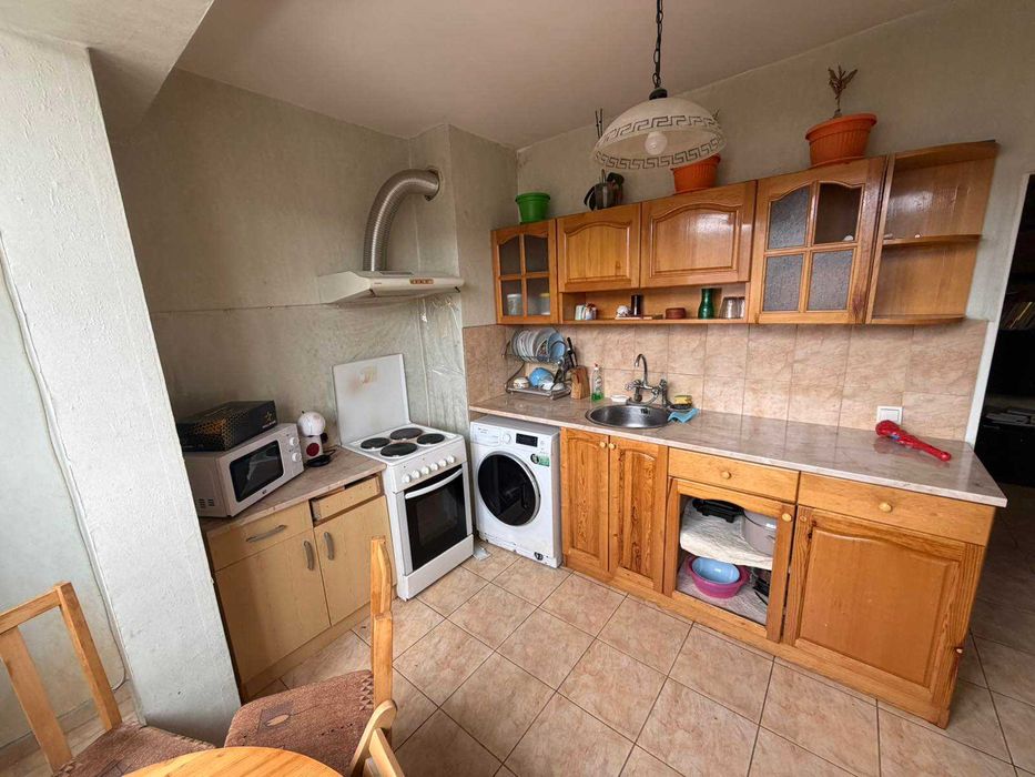 Дава под Наем 1-СТАЕН област София, гр. Сливница