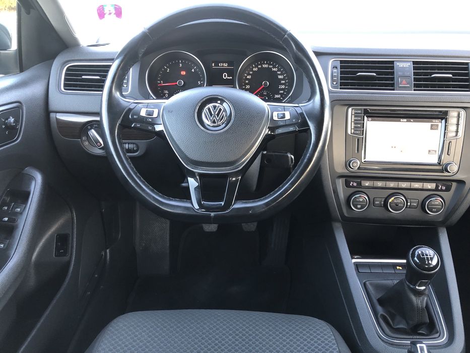 VW Jetta 2.0tdi an fabricatie 2016 110cp climatronic parktronic mahon computer bord euro 6