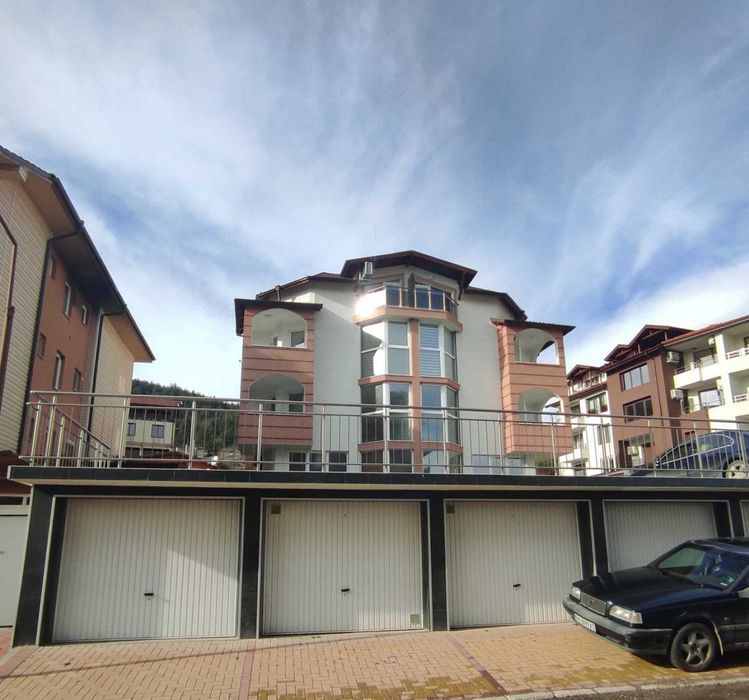 Гараж в широк център на Велинград