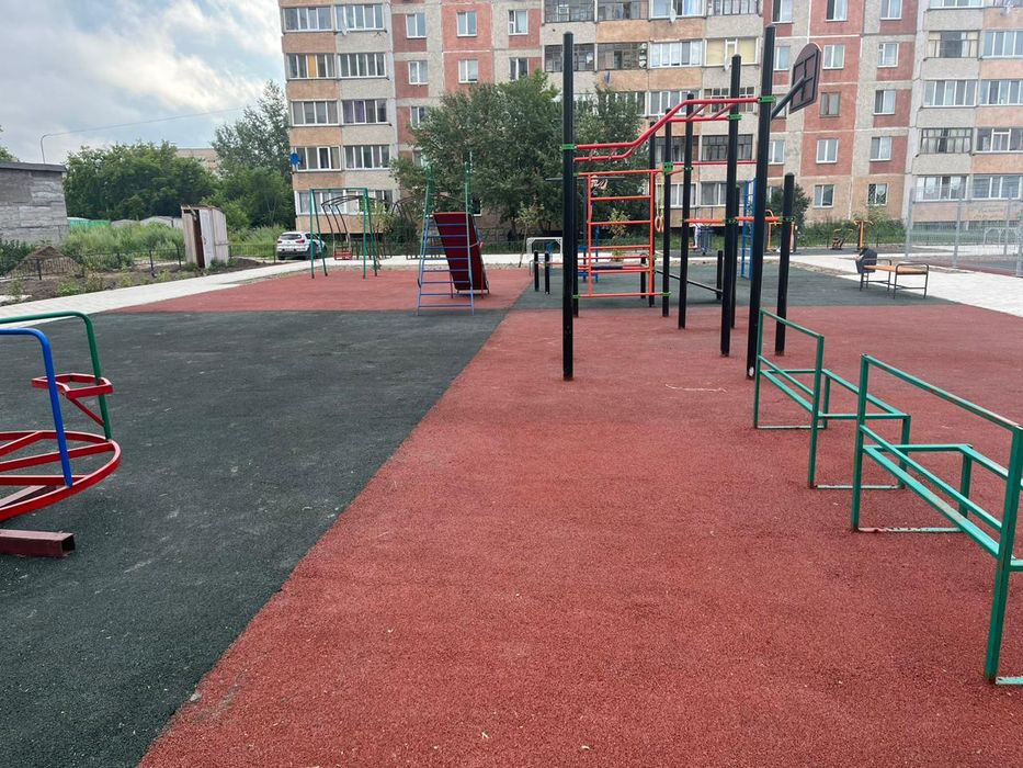ТАРТАНОВОЕ Прорезиненое ПокрытиЕ