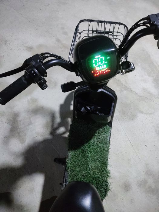 Chontak skuter sotiladi