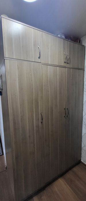 продам прихожую и шкаф