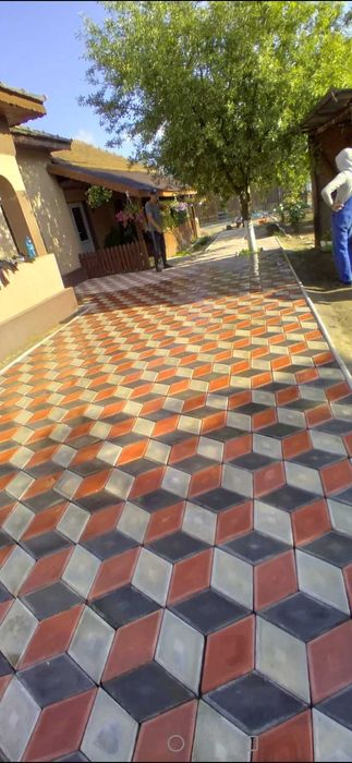 Echipa de montaj pavele bordura Rigola