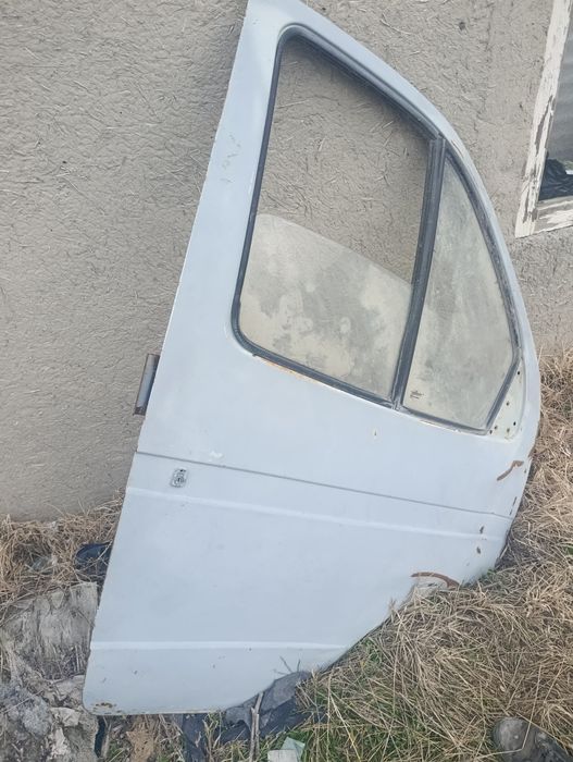 Gazel Eshik sotiladi