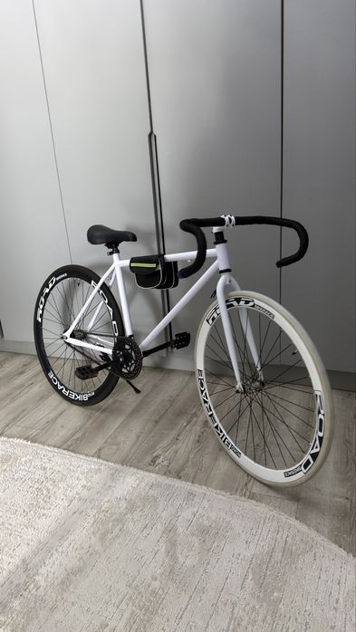 Продаю велосипед Аксион Призрак 700 Single Speed