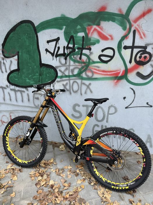 Bicicleta Downhill Devinci Wilson Fox 40 Kashima