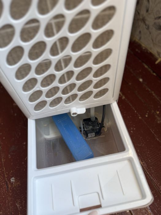 Мобилен охладител и овлажнител 2в1