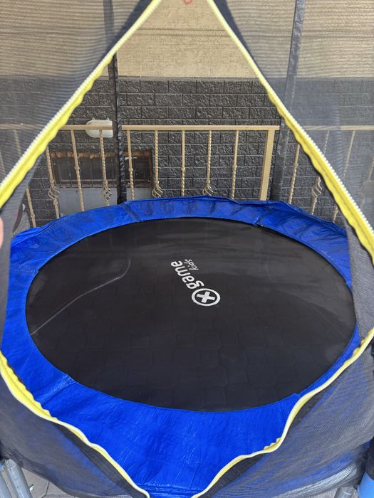 Батут от компании game kids