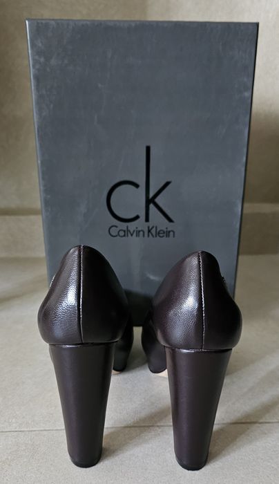 Обувки Calvin Klein номер 35