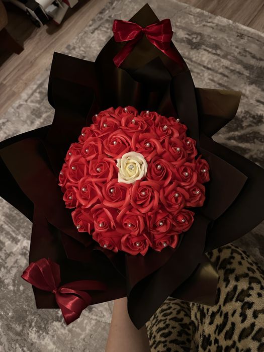 Buchet 35 trandafiri sapun