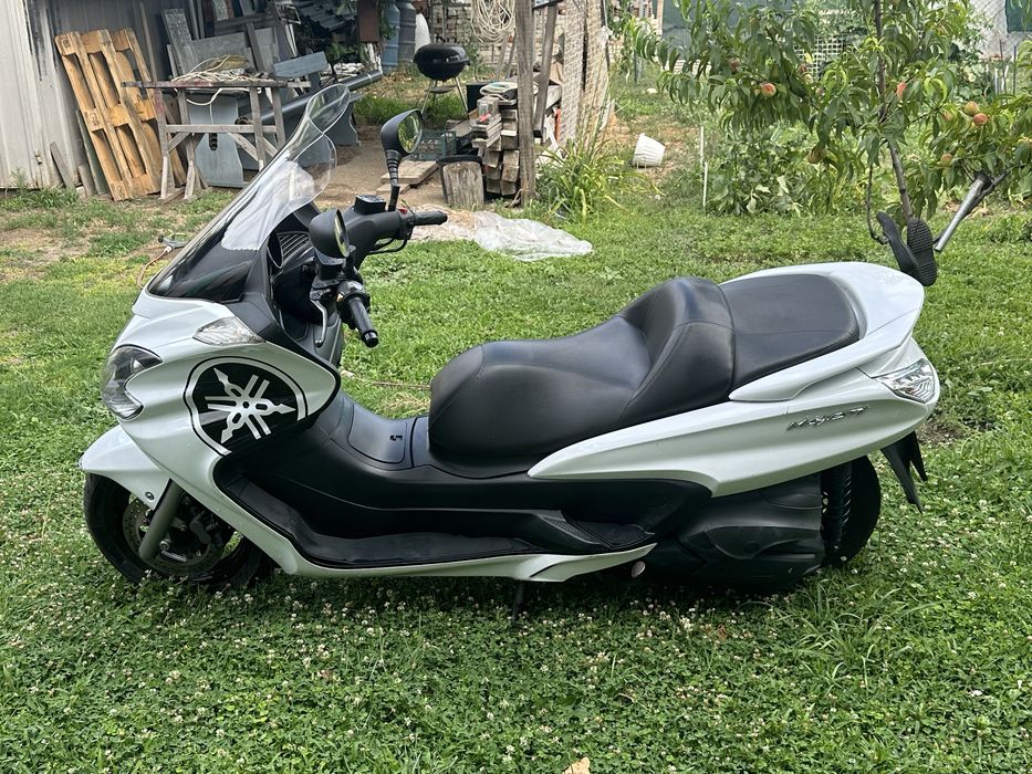 Ямаха Маджести 400