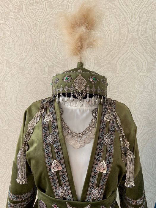 Продам этно костюмы