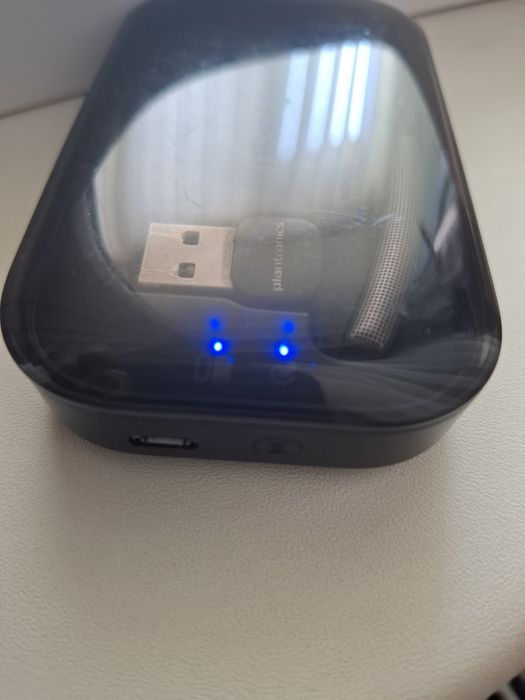 Plantronics Voyager Legend + Incarcator portabil•Caller ID• bat. 7 ore