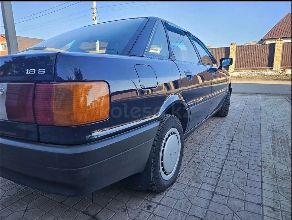 Продам Audi 80 b3.