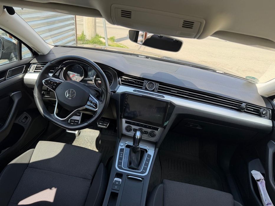 Vw Passat B8   2.0 TDI    Dsg