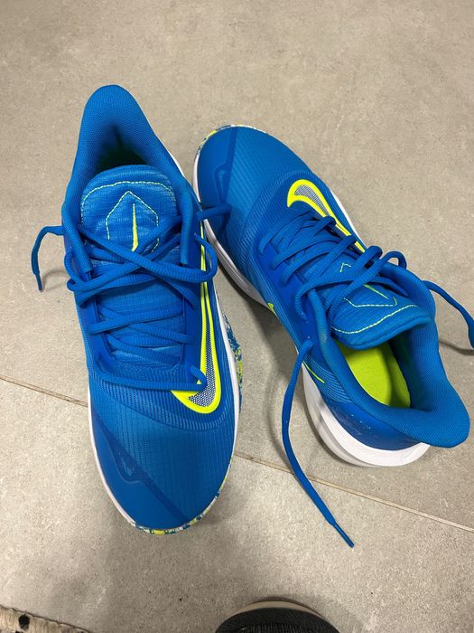 Маратонки Nike, нчисто нови- само пробвани. омер-42,