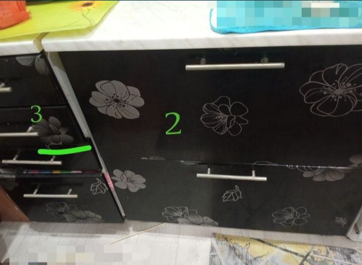 Кухонный гарнитур Продам.