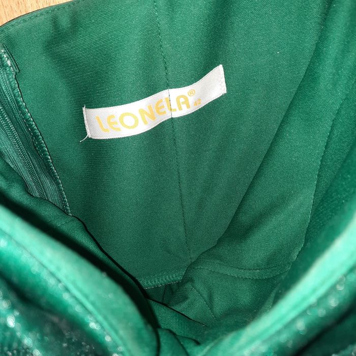 Vand rochiță verde eleganta - Noua