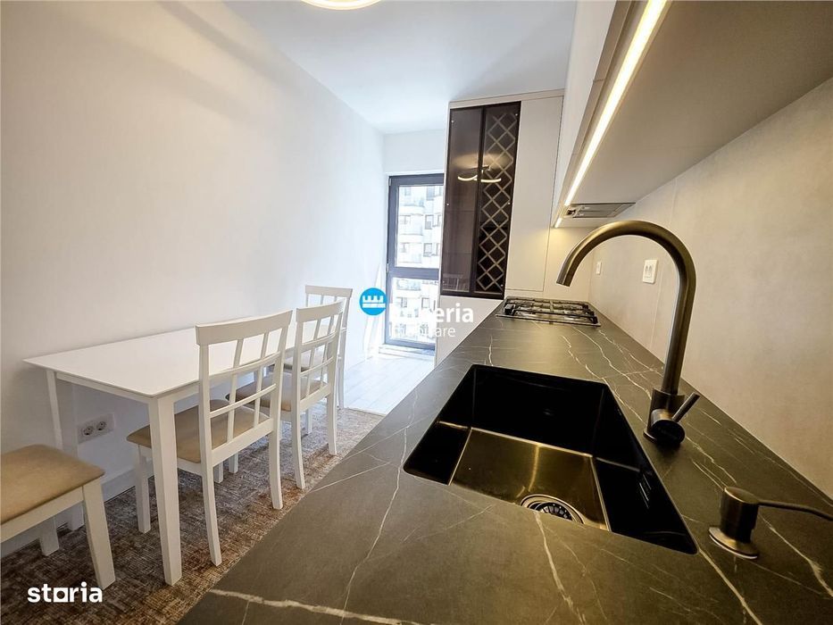 Apartament NOU, 3 camere + Parcare, Copou !