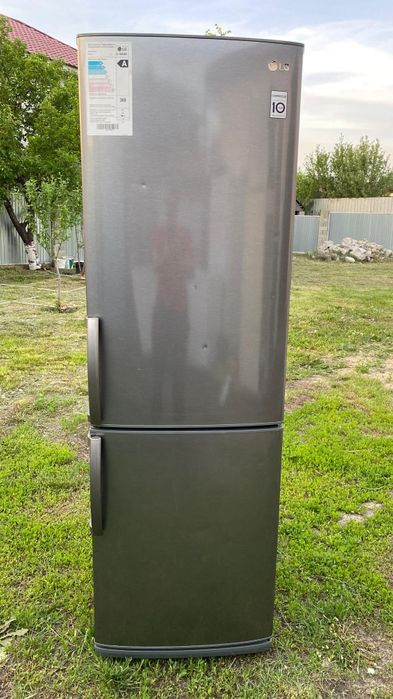 Холодильник  Lg c достовкой