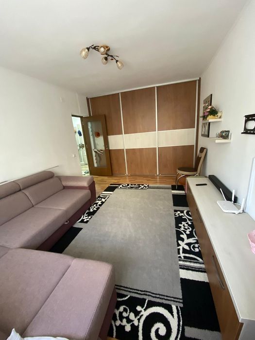 Apartament cu 3 camere
