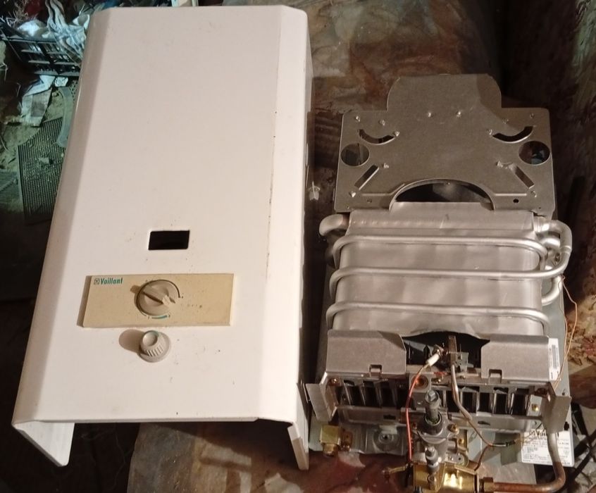 Aparat incalzit apă cu gaz sau gpl