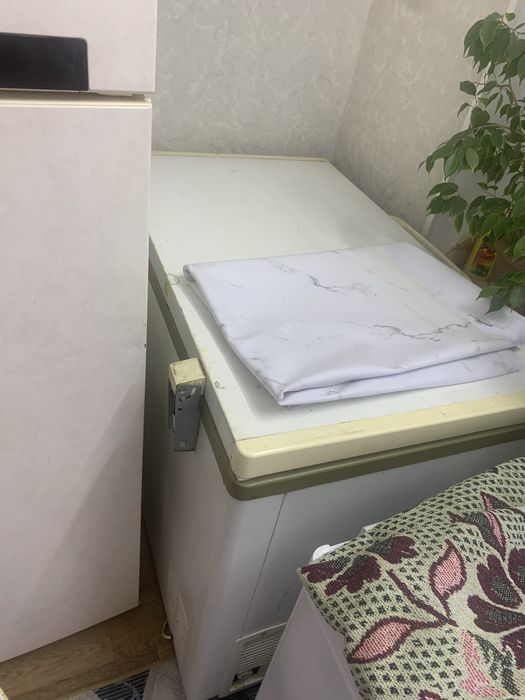 Продается Морозильник Бюриса