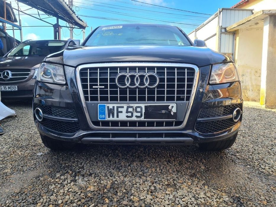 Dezmembrari dezmembrez  Audi Q5 2.0 TDI