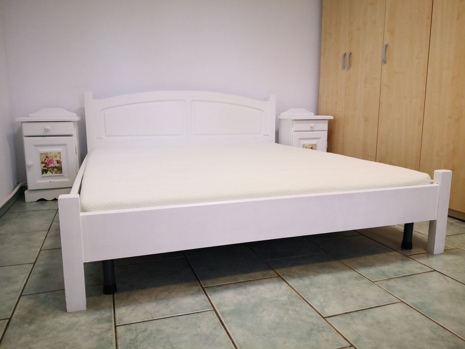 Mobilă dormitor în stare foarte bună