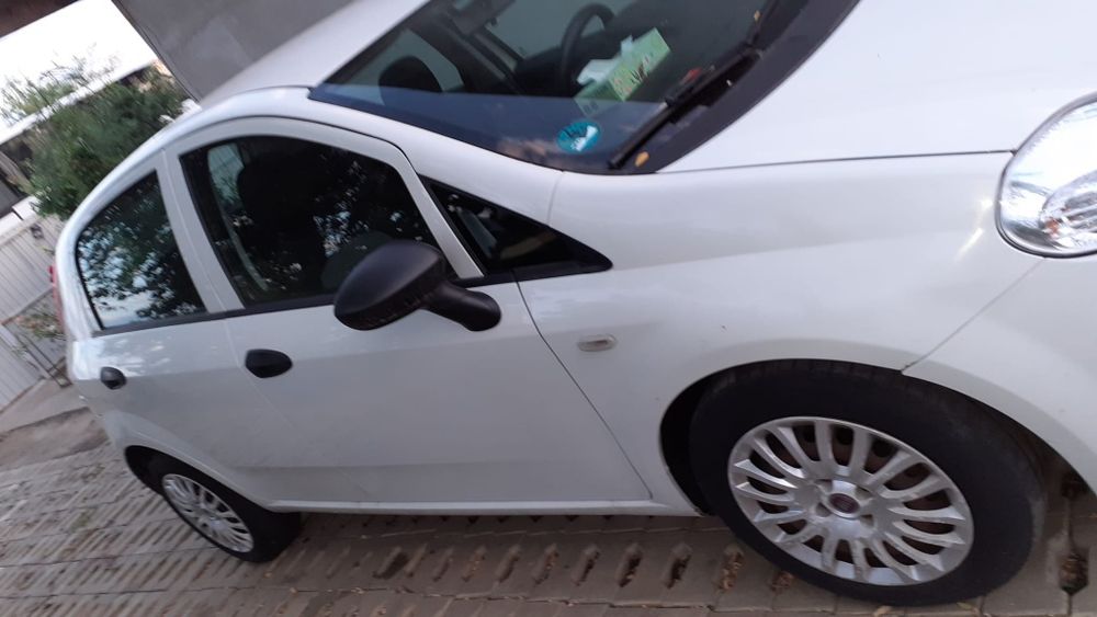 Vand fiat punto 12000 ron