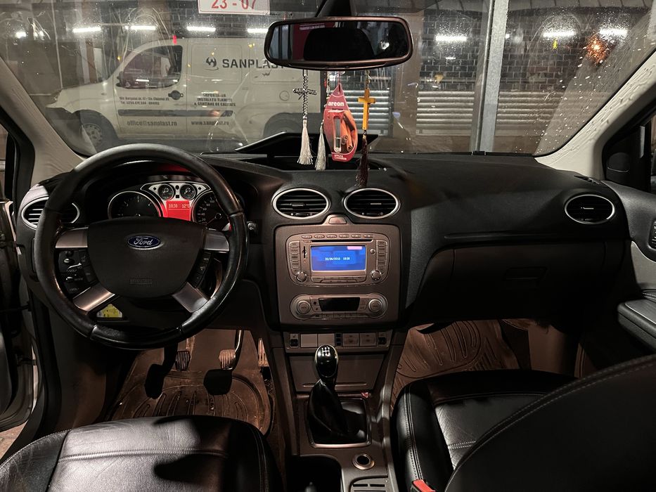 FORD Focus 2008 — imagine 5