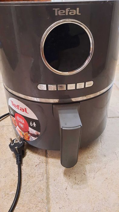 Air Fryer/Аир фраер Tefal LF11-P