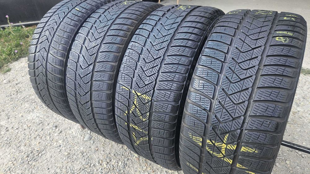 # 235/45 R18 • Iarna • Pirelli Sottozero 3 TO Elect PNCS 98V | 4 buc | DOT 2023 | Pret/buc