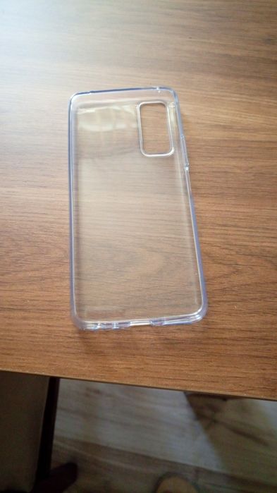 Силиконов протектор за смартфон VivoY72 5G!