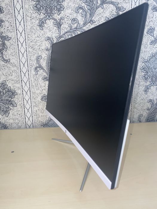 Готовый мощный комплект: Lenovo Tiny i5 / 24" Curved HP / SSD / WiFi