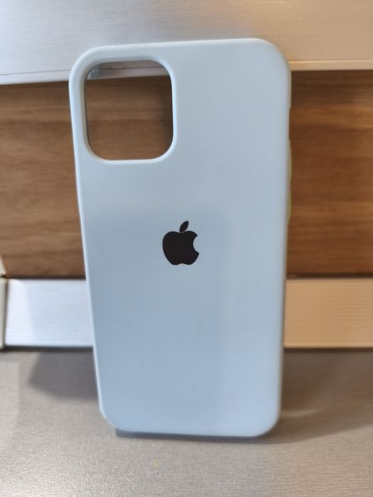Кейсове за iPhone 12 - чисто нови