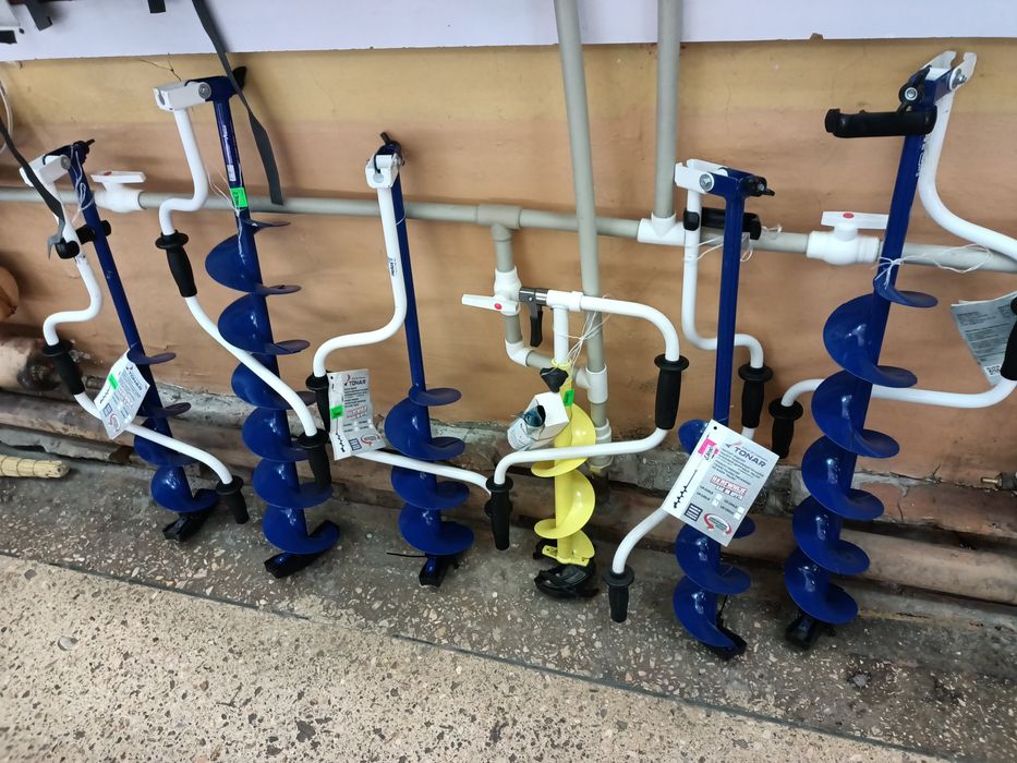 Продам ледобур Tonar