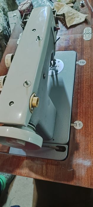 Швейная машина чайка