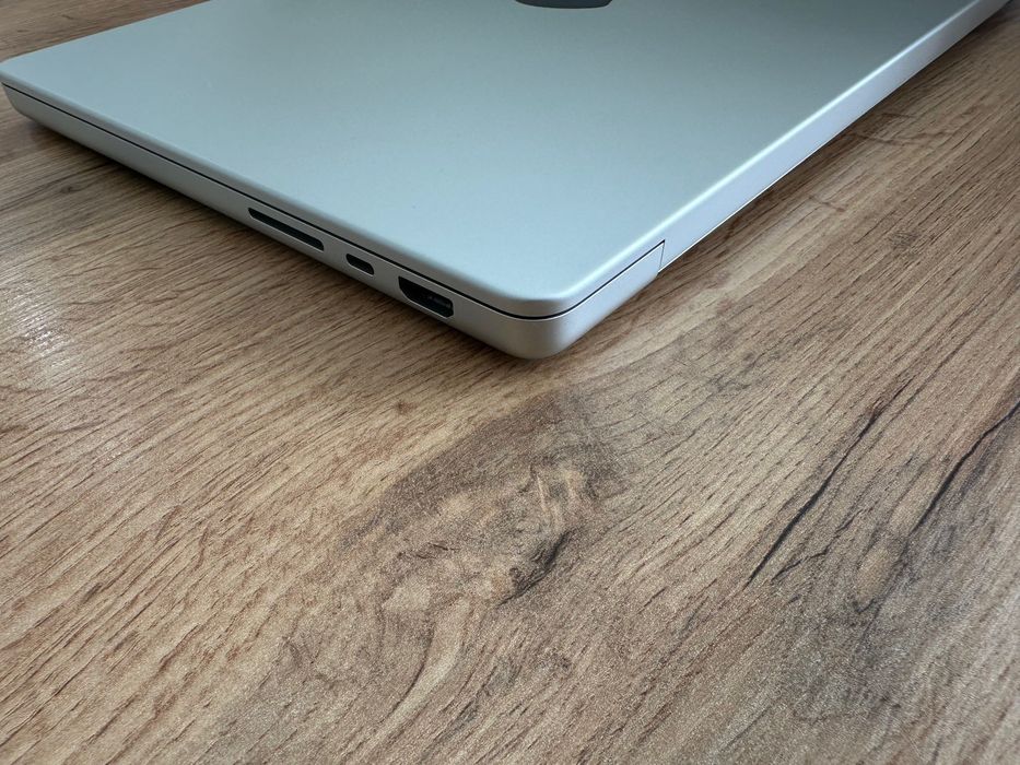 MacBook Pro 14" M2 PRO 10-Core CPU, 16-Core GPU, 16GB RAM, 512GB SSD