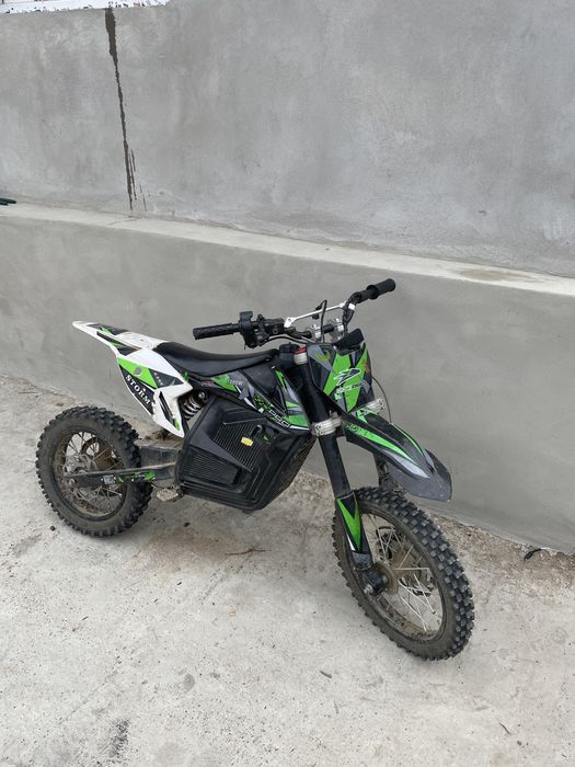 Doar schimb cu cross pe benzina,atv,scuter