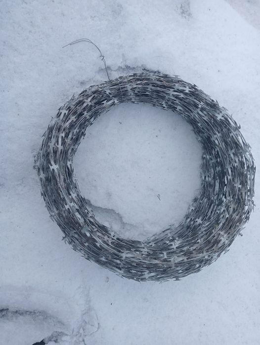 Проволока колючая