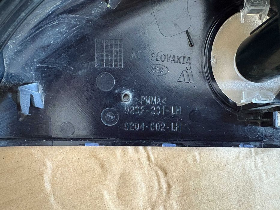 Capac semnal led camera oglinda stanga Range Rover Evoque dupa 2018